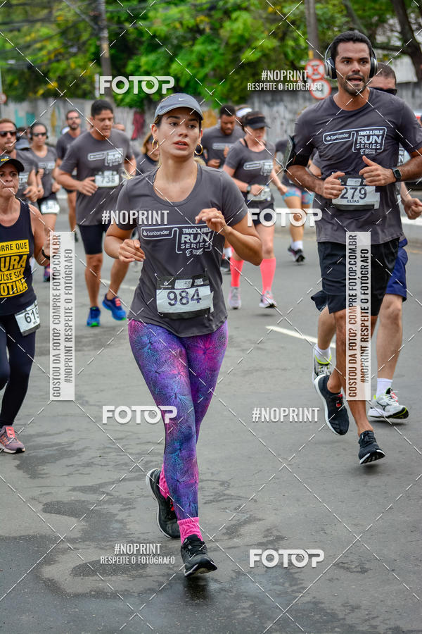 Buy your photos of the eventSantander Track&Field Run Series - Shopping da Bahia on Fotop