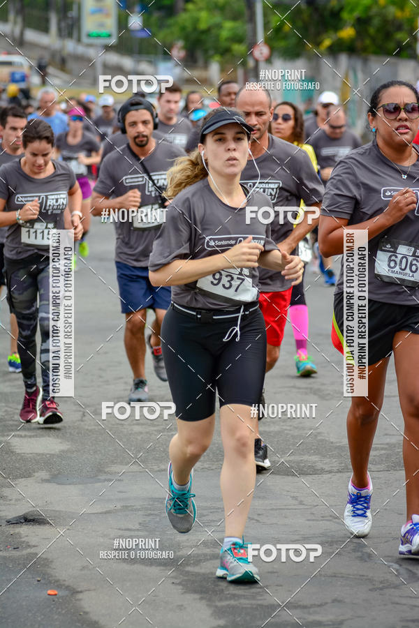 Buy your photos of the eventSantander Track&Field Run Series - Shopping da Bahia on Fotop