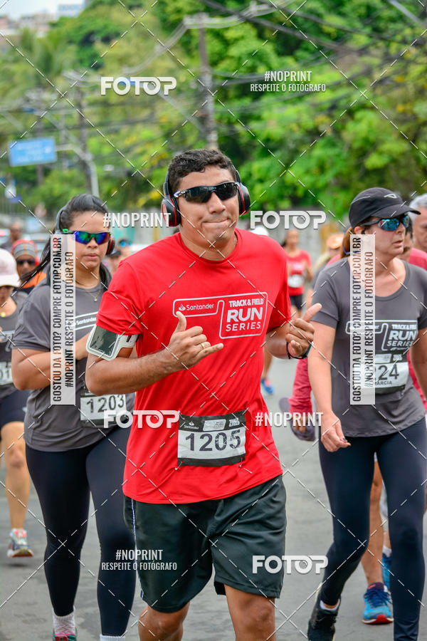 Buy your photos of the eventSantander Track&Field Run Series - Shopping da Bahia on Fotop