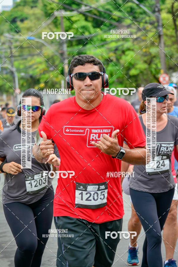 Buy your photos of the eventSantander Track&Field Run Series - Shopping da Bahia on Fotop