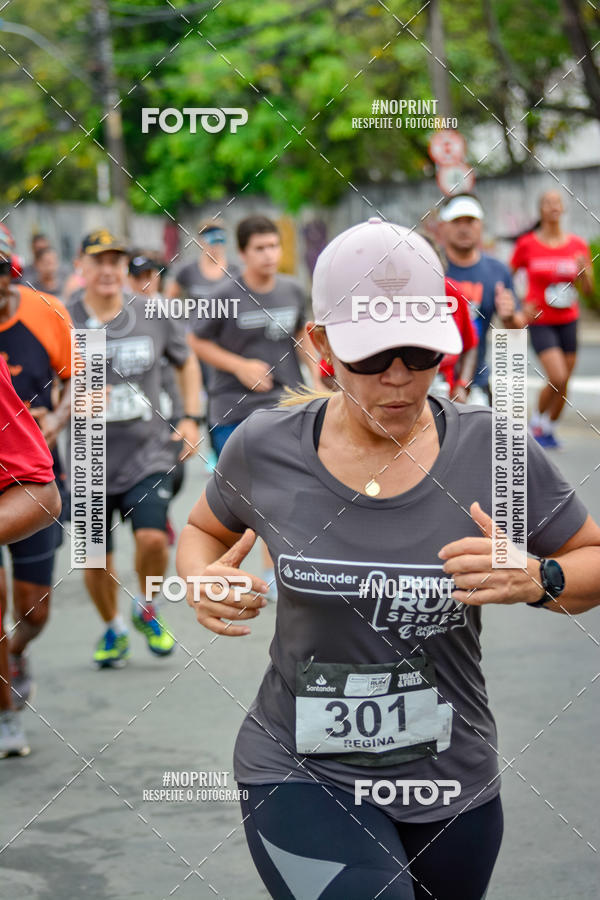 Buy your photos of the eventSantander Track&Field Run Series - Shopping da Bahia on Fotop