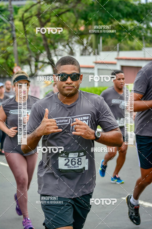 Buy your photos of the eventSantander Track&Field Run Series - Shopping da Bahia on Fotop