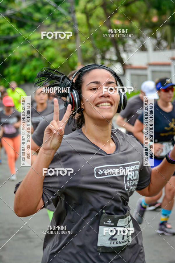 Buy your photos of the eventSantander Track&Field Run Series - Shopping da Bahia on Fotop
