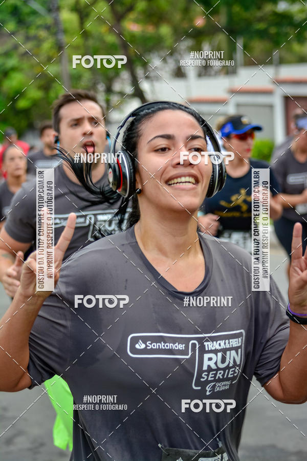 Buy your photos of the eventSantander Track&Field Run Series - Shopping da Bahia on Fotop
