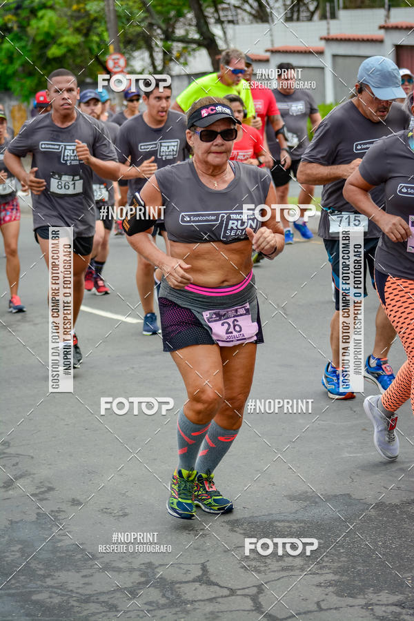 Buy your photos of the eventSantander Track&Field Run Series - Shopping da Bahia on Fotop