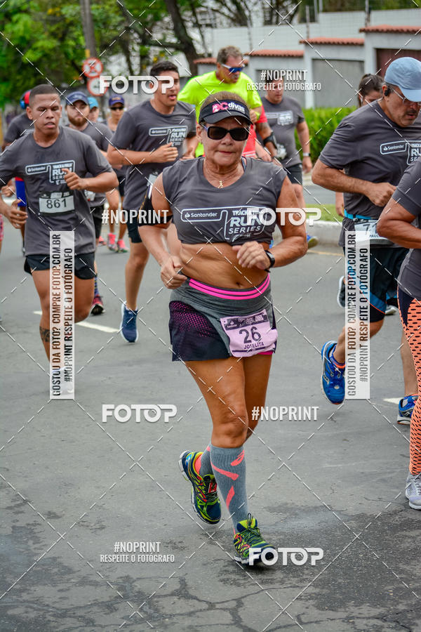 Buy your photos of the eventSantander Track&Field Run Series - Shopping da Bahia on Fotop
