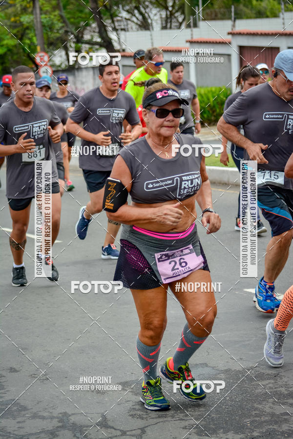 Buy your photos of the eventSantander Track&Field Run Series - Shopping da Bahia on Fotop