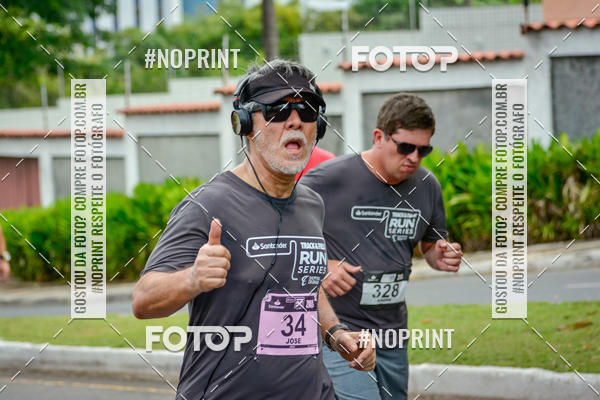 Buy your photos of the eventSantander Track&Field Run Series - Shopping da Bahia on Fotop