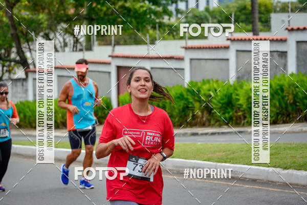 Buy your photos of the eventSantander Track&Field Run Series - Shopping da Bahia on Fotop
