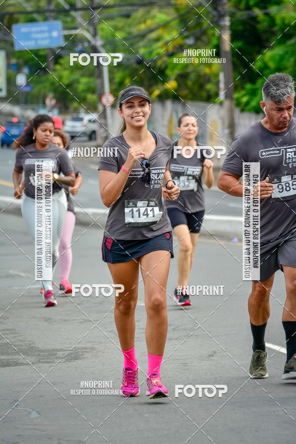 Buy your photos of the eventSantander Track&Field Run Series - Shopping da Bahia on Fotop