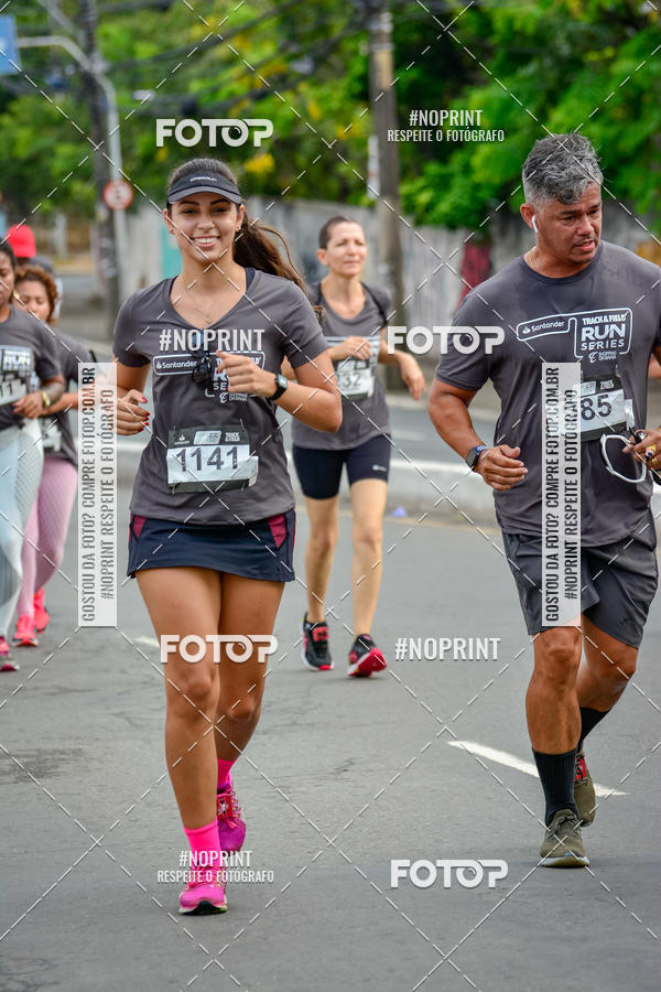 Buy your photos of the eventSantander Track&Field Run Series - Shopping da Bahia on Fotop