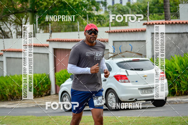 Buy your photos of the eventSantander Track&Field Run Series - Shopping da Bahia on Fotop