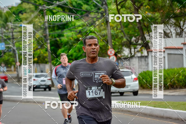 Buy your photos of the eventSantander Track&Field Run Series - Shopping da Bahia on Fotop