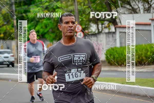Buy your photos of the eventSantander Track&Field Run Series - Shopping da Bahia on Fotop