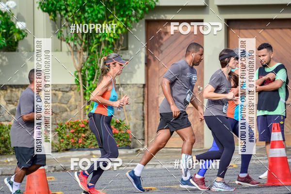 Buy your photos of the eventSantander Track&Field Run Series - Shopping da Bahia on Fotop