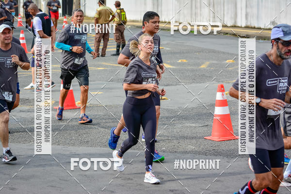 Buy your photos of the eventSantander Track&Field Run Series - Shopping da Bahia on Fotop
