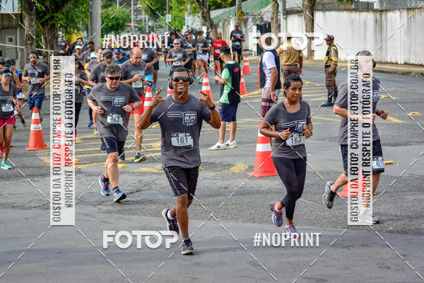 Buy your photos of the eventSantander Track&Field Run Series - Shopping da Bahia on Fotop
