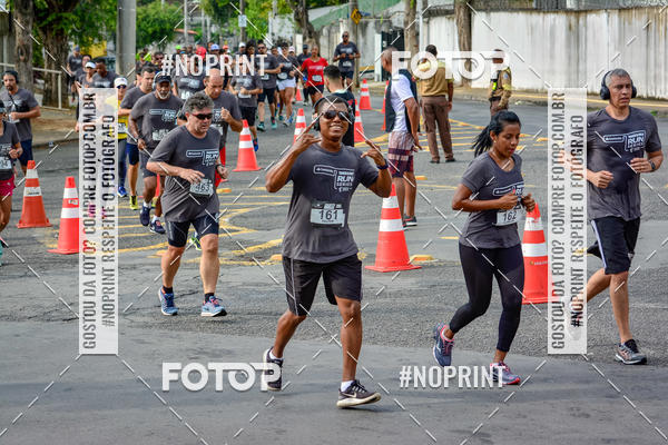 Buy your photos of the eventSantander Track&Field Run Series - Shopping da Bahia on Fotop