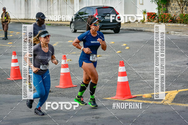 Buy your photos of the eventSantander Track&Field Run Series - Shopping da Bahia on Fotop