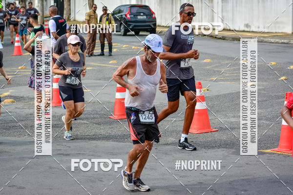 Buy your photos of the eventSantander Track&Field Run Series - Shopping da Bahia on Fotop