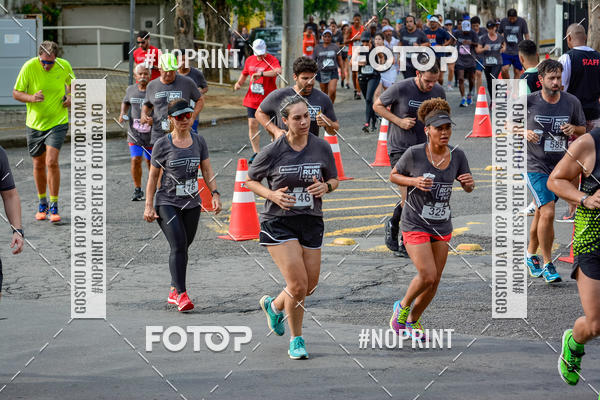 Buy your photos of the eventSantander Track&Field Run Series - Shopping da Bahia on Fotop