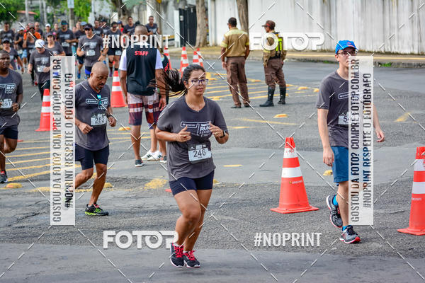 Buy your photos of the eventSantander Track&Field Run Series - Shopping da Bahia on Fotop