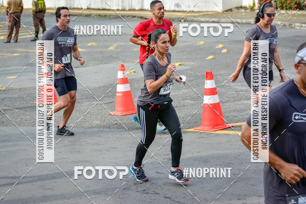Buy your photos of the eventSantander Track&Field Run Series - Shopping da Bahia on Fotop