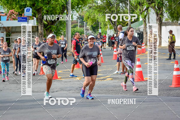 Buy your photos of the eventSantander Track&Field Run Series - Shopping da Bahia on Fotop