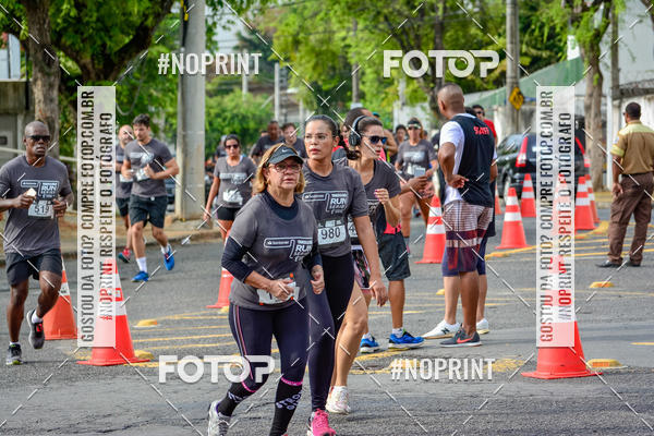 Buy your photos of the eventSantander Track&Field Run Series - Shopping da Bahia on Fotop