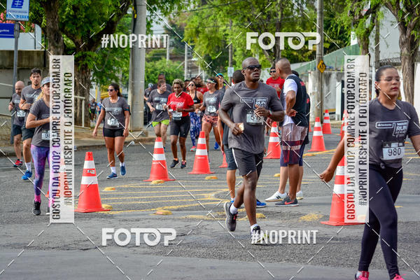 Buy your photos of the eventSantander Track&Field Run Series - Shopping da Bahia on Fotop