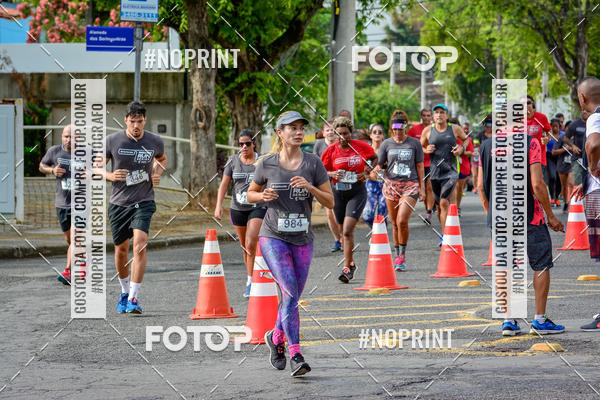 Buy your photos of the eventSantander Track&Field Run Series - Shopping da Bahia on Fotop