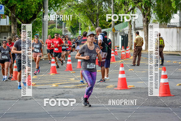 Buy your photos of the eventSantander Track&Field Run Series - Shopping da Bahia on Fotop
