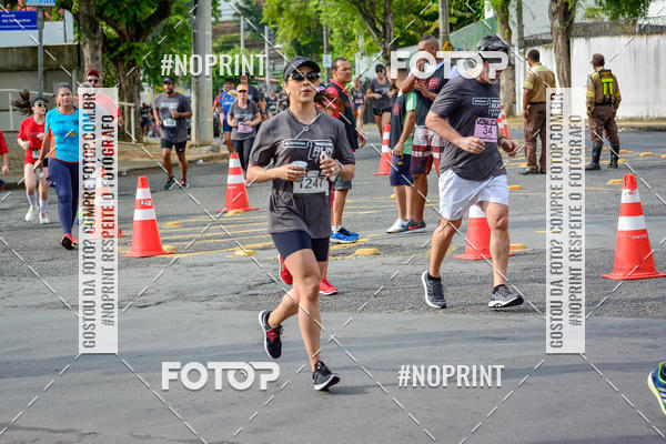 Buy your photos of the eventSantander Track&Field Run Series - Shopping da Bahia on Fotop