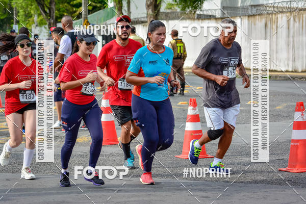 Buy your photos of the eventSantander Track&Field Run Series - Shopping da Bahia on Fotop