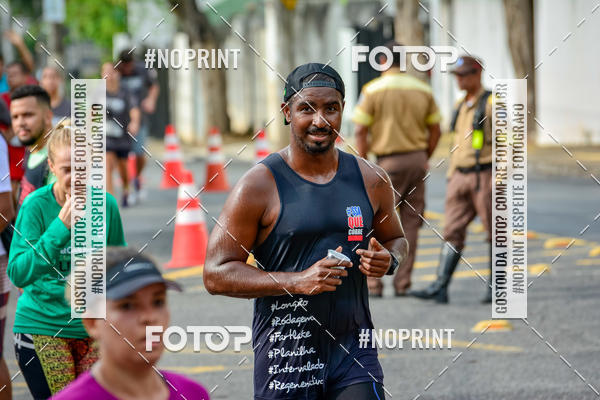 Achetez vos photos de l'�v�nementSantander Track&Field Run Series - Shopping da Bahia sur Fotop
