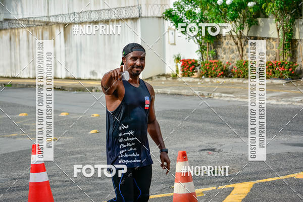 Achetez vos photos de l'�v�nementSantander Track&Field Run Series - Shopping da Bahia sur Fotop