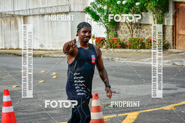 Achetez vos photos de l'�v�nementSantander Track&Field Run Series - Shopping da Bahia sur Fotop