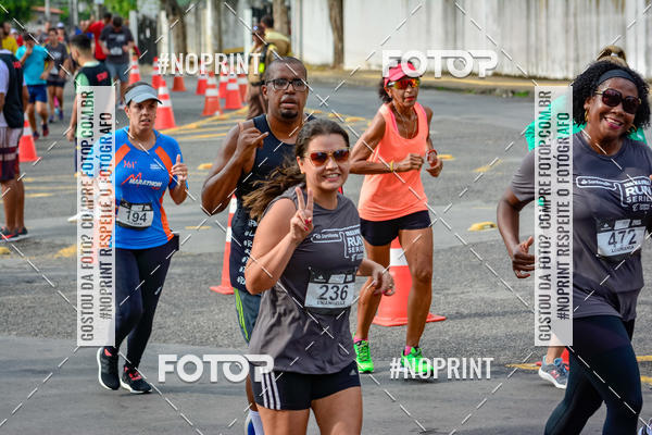 Achetez vos photos de l'�v�nementSantander Track&Field Run Series - Shopping da Bahia sur Fotop