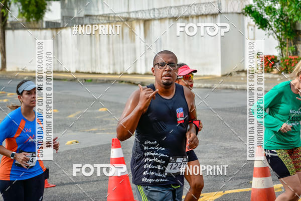 Achetez vos photos de l'�v�nementSantander Track&Field Run Series - Shopping da Bahia sur Fotop