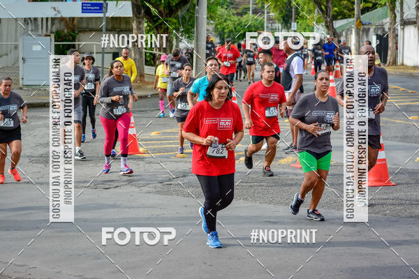 Buy your photos of the eventSantander Track&Field Run Series - Shopping da Bahia on Fotop