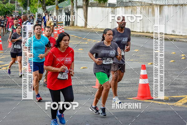 Buy your photos of the eventSantander Track&Field Run Series - Shopping da Bahia on Fotop