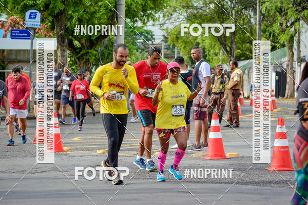 Buy your photos of the eventSantander Track&Field Run Series - Shopping da Bahia on Fotop