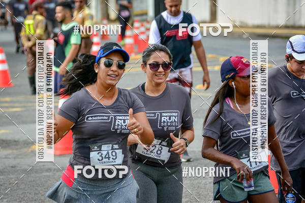 Buy your photos of the eventSantander Track&Field Run Series - Shopping da Bahia on Fotop