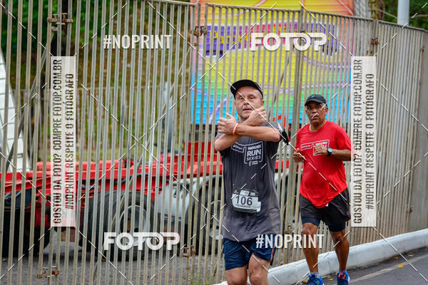 Compre suas fotos do eventoSantander Track&Field Run Series - Shopping da Bahia no Fotop