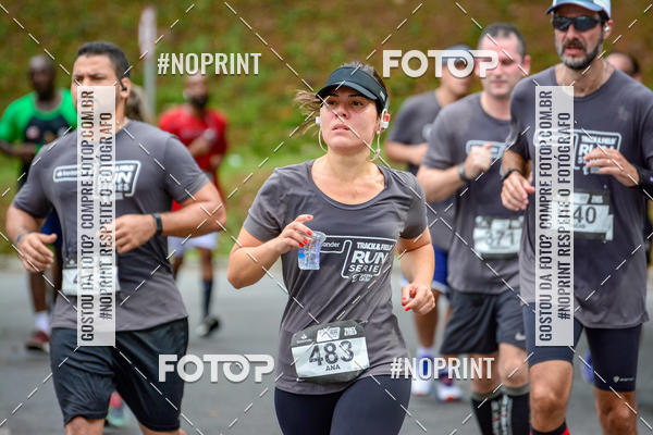 Compre suas fotos do eventoSantander Track&Field Run Series - Shopping da Bahia no Fotop