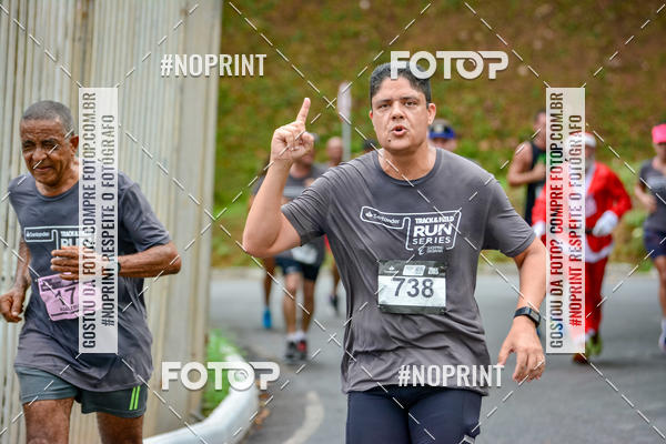 Compre suas fotos do eventoSantander Track&Field Run Series - Shopping da Bahia no Fotop
