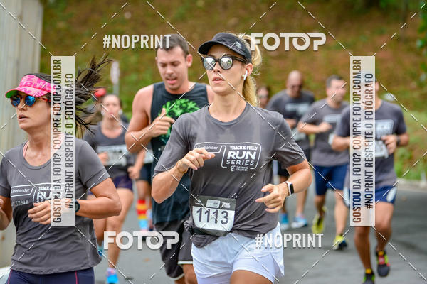 Buy your photos of the eventSantander Track&Field Run Series - Shopping da Bahia on Fotop