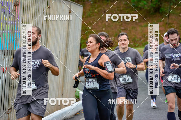 Buy your photos of the eventSantander Track&Field Run Series - Shopping da Bahia on Fotop