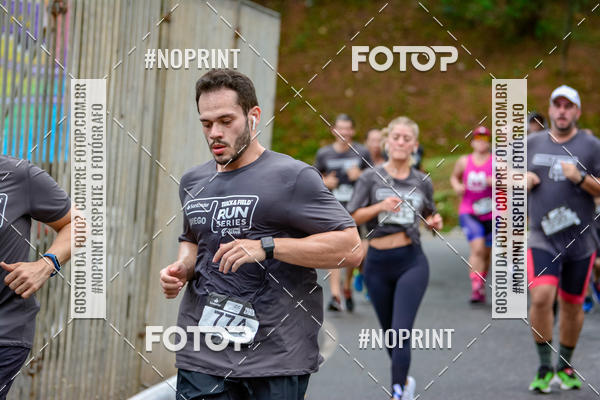 Buy your photos of the eventSantander Track&Field Run Series - Shopping da Bahia on Fotop