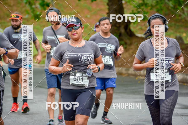 Buy your photos of the eventSantander Track&Field Run Series - Shopping da Bahia on Fotop